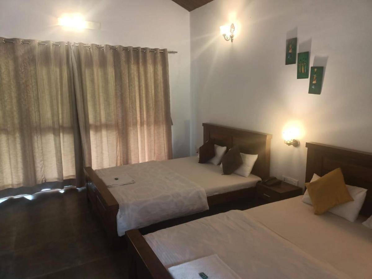 Hotel River Orchid Resort Satara Exterior photo