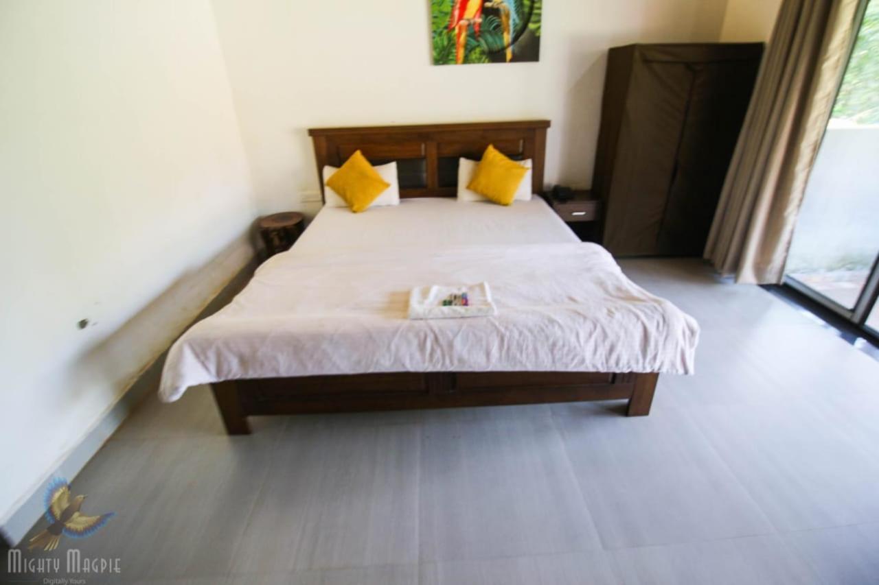 Hotel River Orchid Resort Satara Exterior photo
