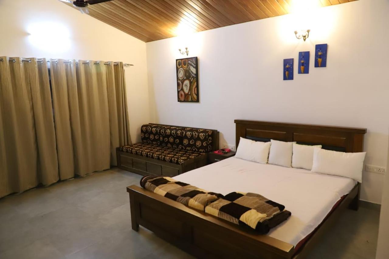Hotel River Orchid Resort Satara Exterior photo